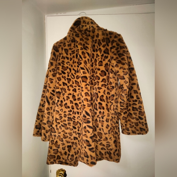 Faux leopard jacket shein - Picture 3 of 3